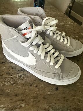 Nike Blazer Suede Mid '77 Wolf Gray